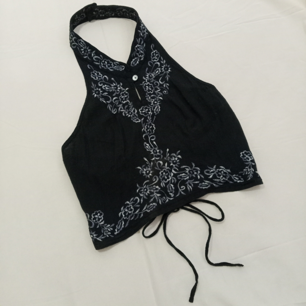 Women's Authentic Indian Cropped B&W Halter Top